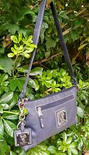 Tignanello Medium Shoulder Bag. Navy Blue Leather. Very Good Condition