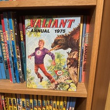 Valiant Annual 1975 VG. Beano