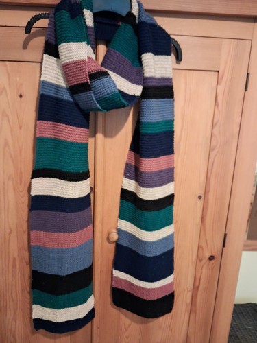 Doctor who scarf - baker),