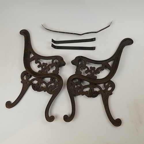 Cast iron bench - cast, lion
