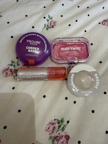 Trouble maker makeup bundle