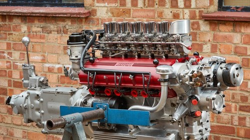 Ferrari engine rebuild - rebuild, service