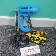 Nail Gun 220UK  Nail Master 15-20-25mm ELECTRIC BRAD NAIL GUN ET100  With Nails 