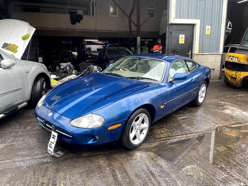 Jaguar xk8 x100 2dr coupe - x100,