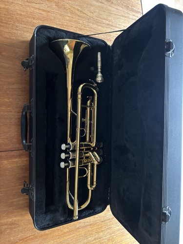 Jazzo trumpet with - trumpet., and