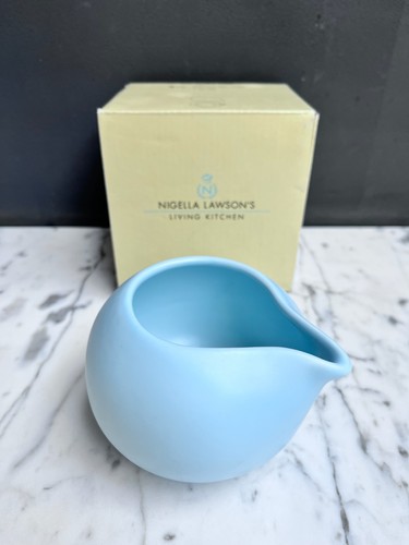 Nigella lawson milk jug blue - milk,