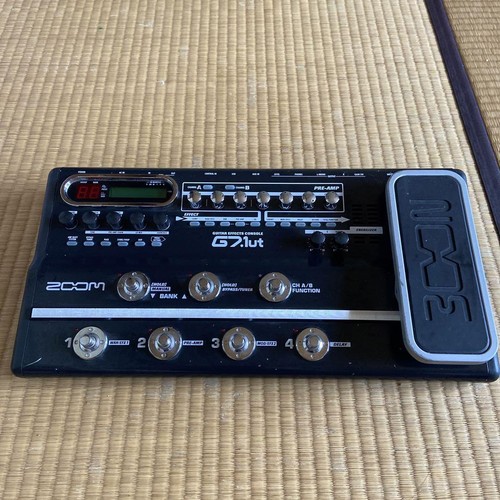 Zoom 1ut guitar - zoom, effects
