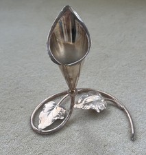 Antique EPNS Silver Plated epergne Leaves Decoration - Crocus Holder Bus Vase