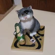 Comic And Curious Cats - New Shoes A8883