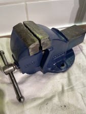 Record No.0 Vice - 2 1/2” jaws, 2 3/4” opening