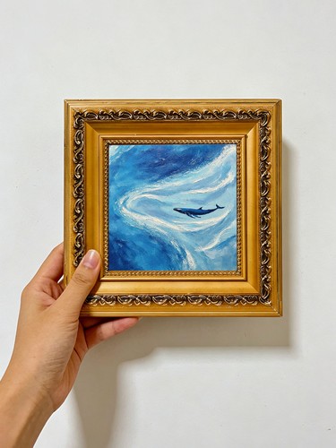 Giant blue whale - blue,