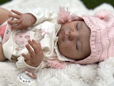 Reborn Baby girl  Lifelike Sculpt Laura By Bonnie Brown Beautiful authentic COA