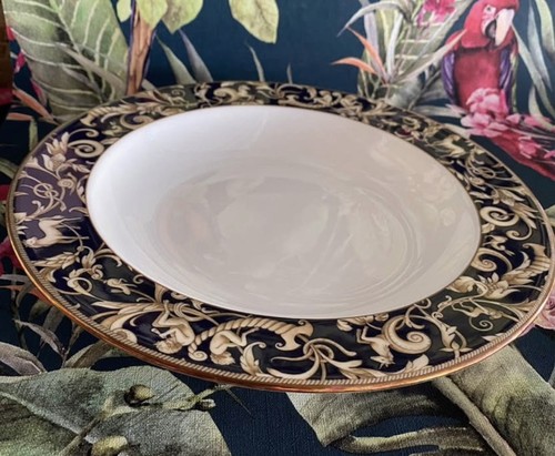 Wedgwood cornucopia accent - wedgwood,
