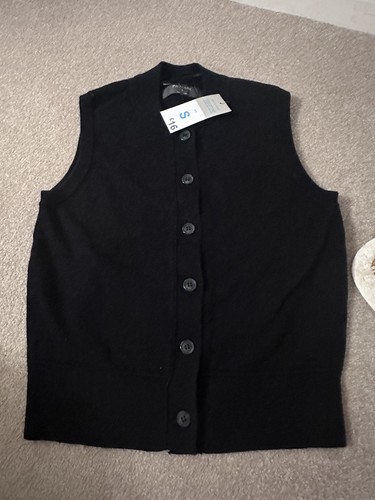 Bnwt primark black knit button - bnwt,