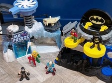 Imaginext Batman Batcave Cave And Mr Freeze Lair Playset 5 Figuires (B) 