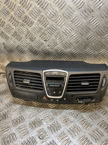 2008 renault laguna - mk3, centre