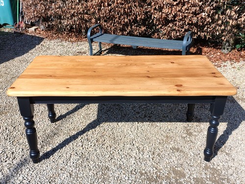 Large rustic 6ft - 6ft, solid