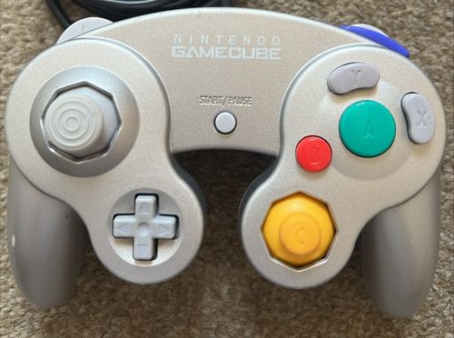 Official nintendo gamecube - official,