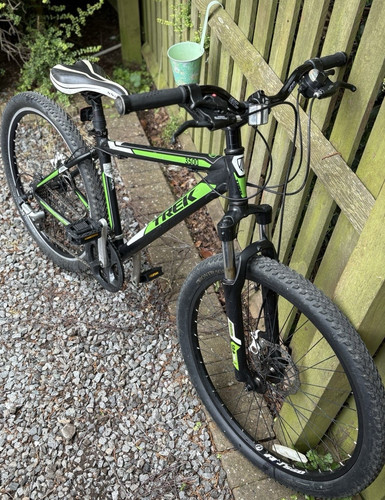 Trek 3500 26in mountain bike - 26in,