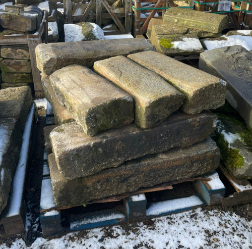 New reclaimed granite kerbs - new,