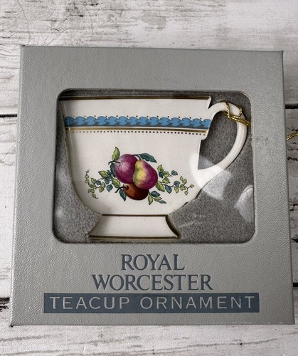 Spode flat teacup christmas - spode,