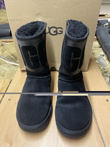 Ugg classic short black suede - ugg,