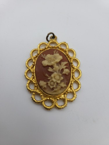 Vintage 1970s molded resin - 1970s,