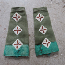 Post WWII Royal Tank Regt British Army Officers Captain's Epaulettes Rank Slides