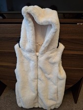 Girls Hooded Faux Fur Gilet /