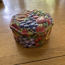 Churchill's New Orchard Fruits Luxury Fruit Jellies EMPTY Collectible Tin