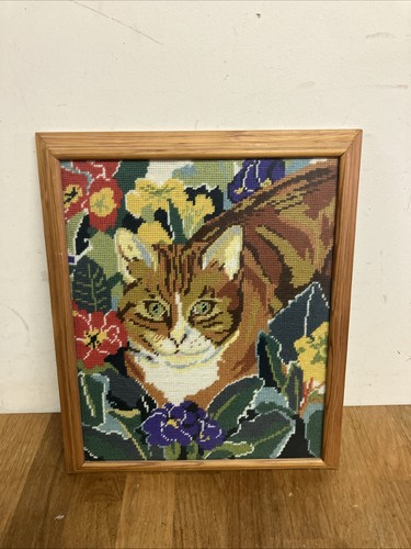 Vintage wood picture framed - wood,