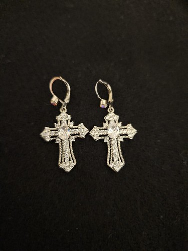 Butler and wilson silver cross - butler,