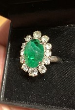 Stylish Christian Dior 1970s Vintage Oval Emerald Green Dia Paste Set Ring UK N