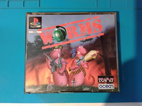 Worms playstation game - worms, black