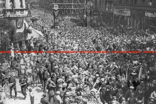 F029146 reichswehr troops - f029146,
