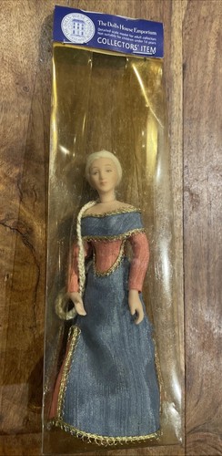 The dolls house emporium doll - house,