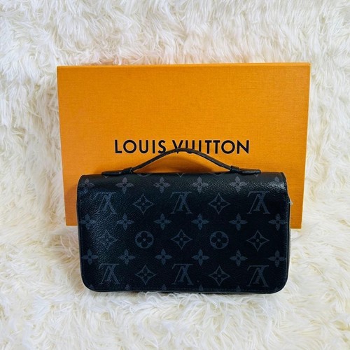 Auth louis vuitton - louis, monogram