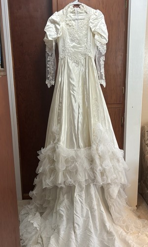 Vintage women size satin - 5,