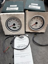 Smiths speedo and rev counter - rev,