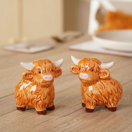 Highland cow salt and - highland, pepper