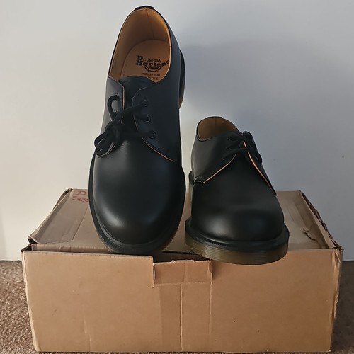 Martens industrial black - dr.,