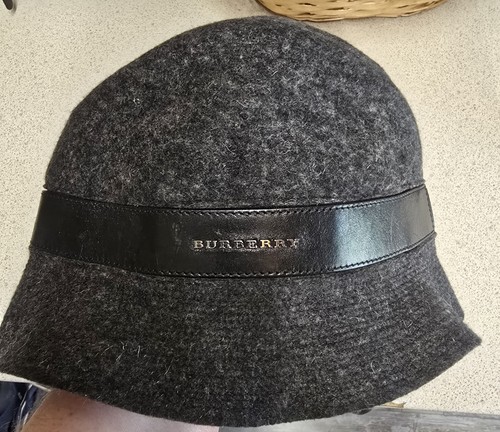Burberry grey merino wool - grey,