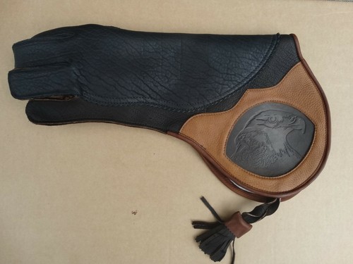 Stanislav falconry left hand - stanislav,