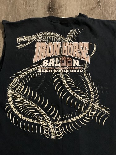Iron horse saloon - horse,