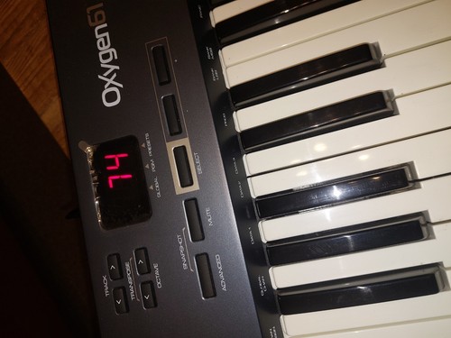 Audio oxygen mk3 usb midi - oxygen,