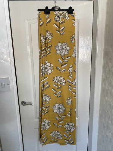 Yellow and white - yellow, curtains