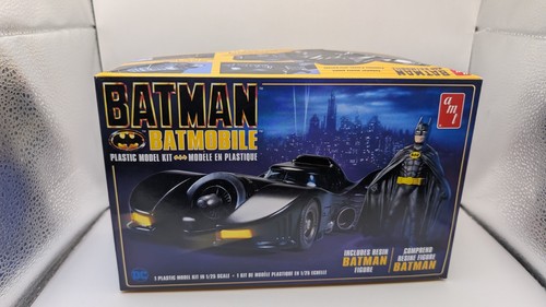 Batman batmobile plastic model - batman,