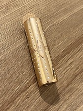 Charlotte Tilbury Kissing