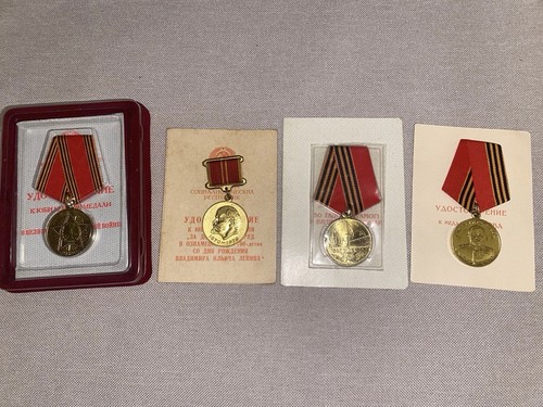 Set commerative medals - of,