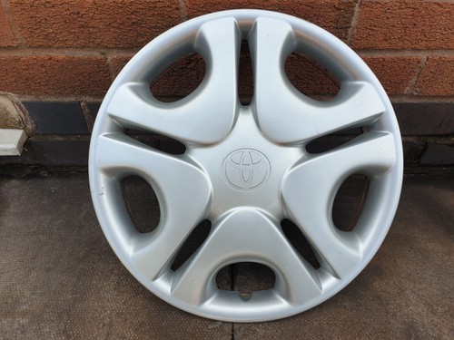 Toyota corolla wheel trim - 14",